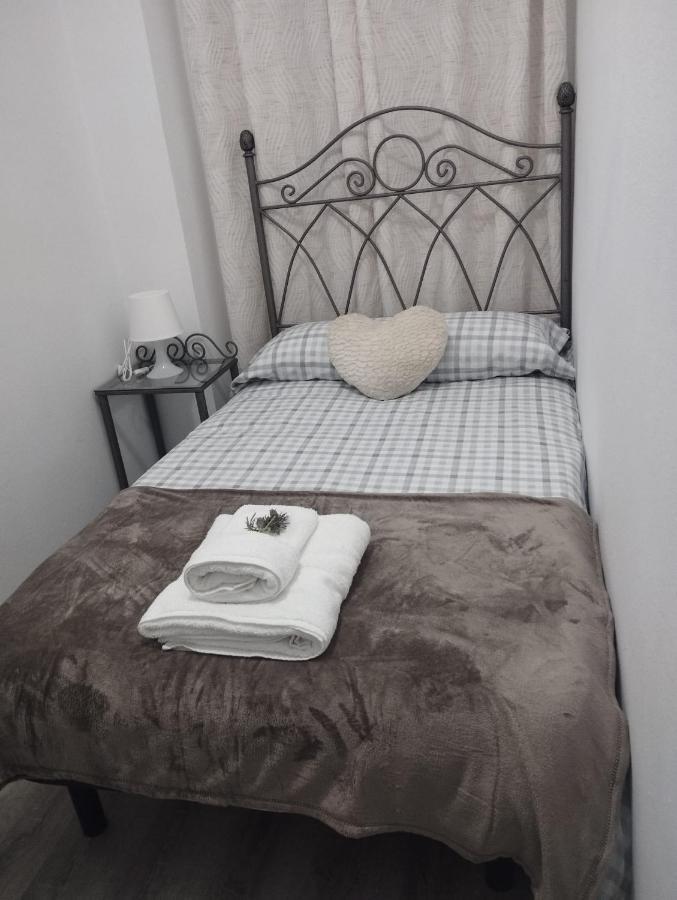 Apartamento Ana Maria San Juan Del Puerto Exterior photo